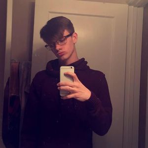 Meet your Posher, Cory